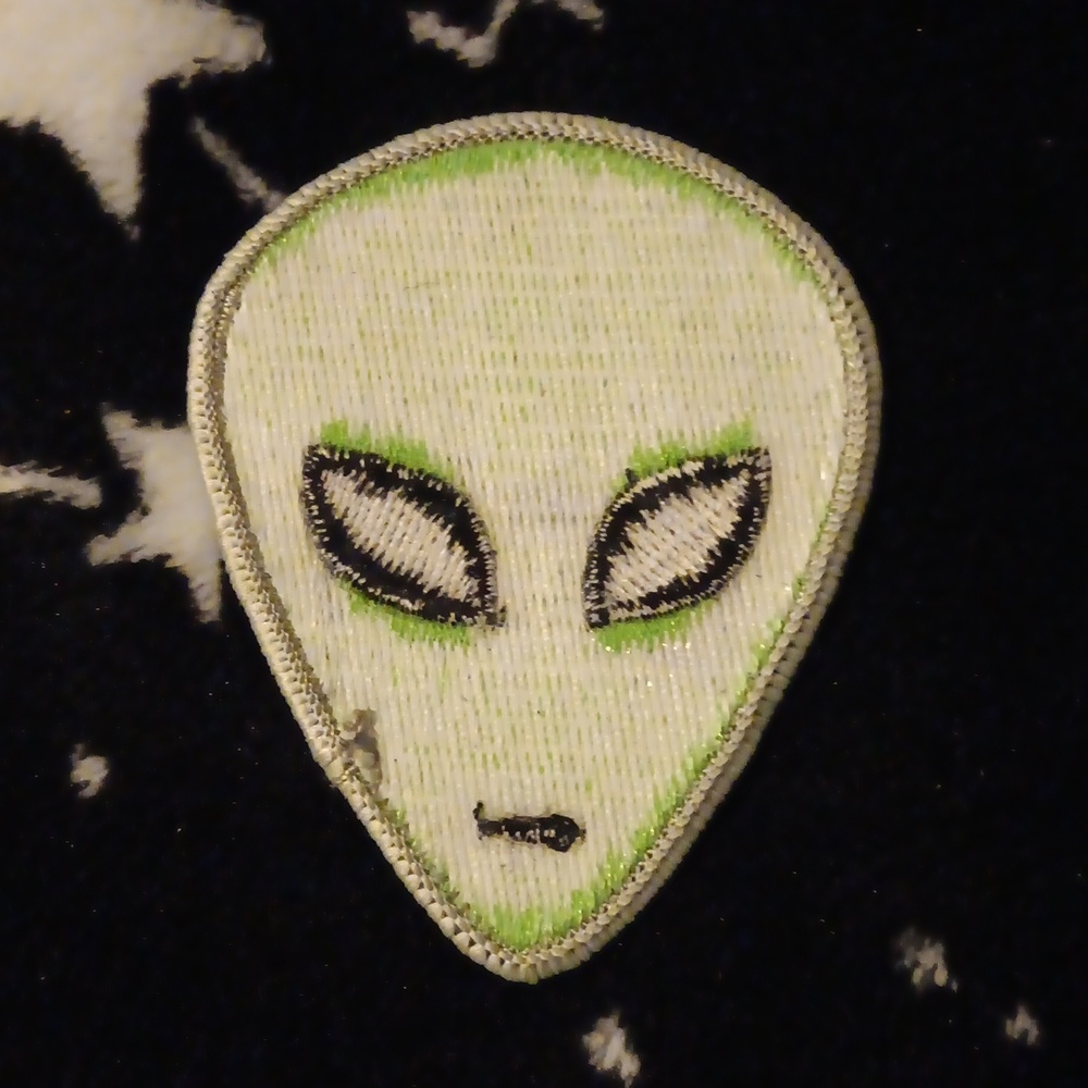 Alien Patch - Picture 2 of 2